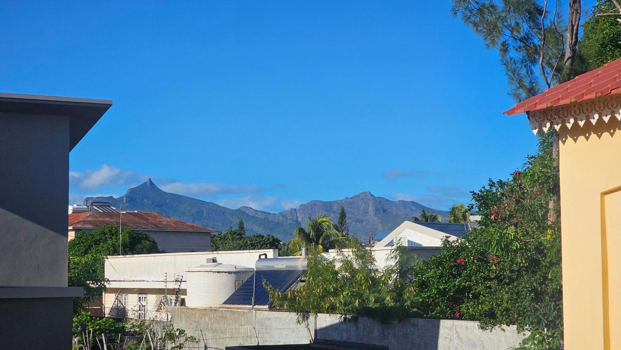 R Garden Au Calme De Du Tombeau, Familiale De 3 Et Cuisine Privatunterkunft *